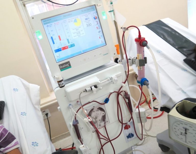 Hospital de Base recebe 34 novas máquinas de hemodiálise